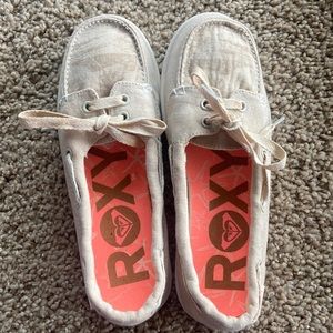 Roxy Skooner slip on boat shoes